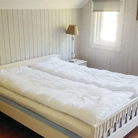 Three-bedroom Holiday In